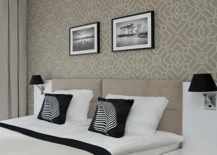 Cicho Sza Bed & Breakfast 3*